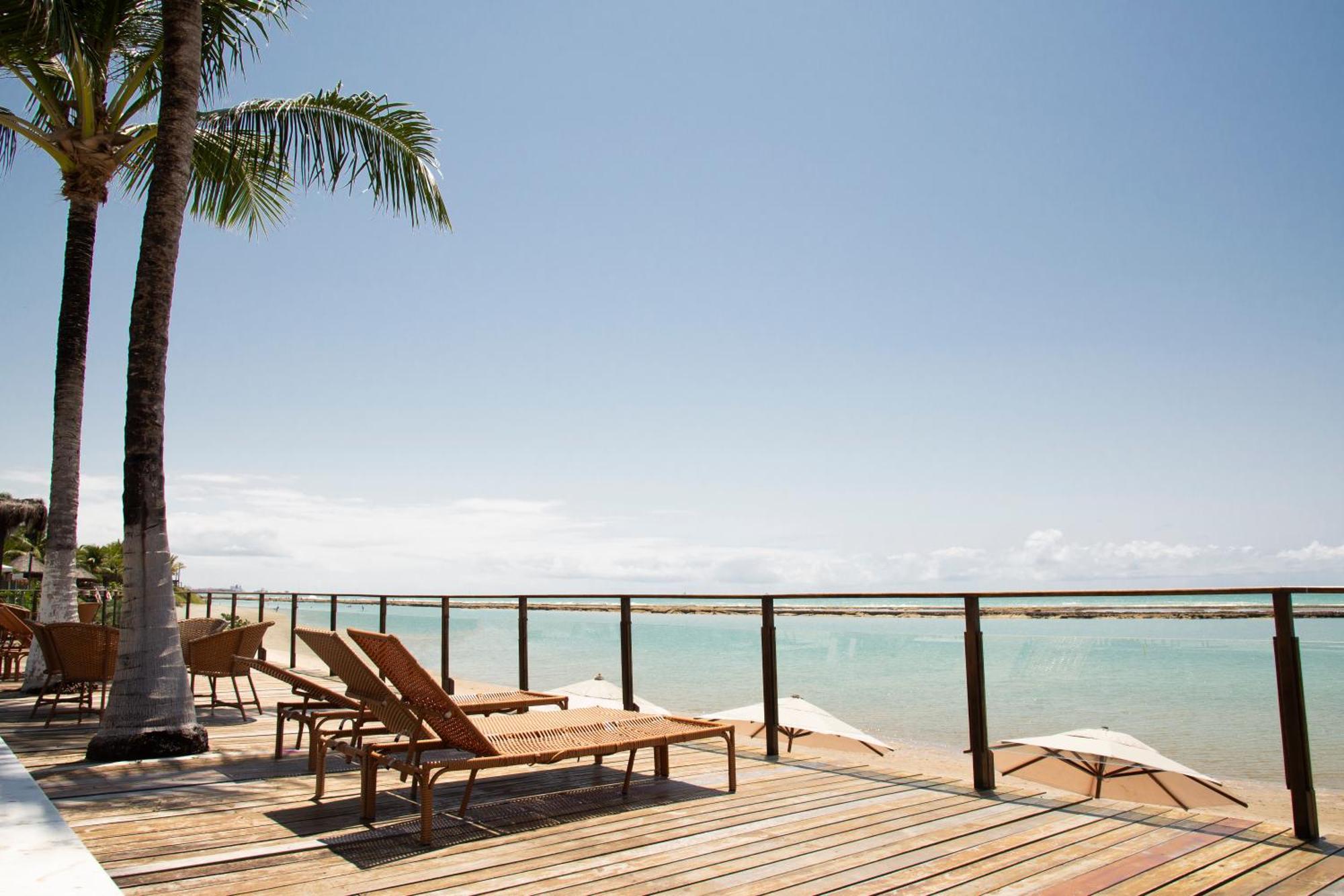 Flat Equipado Marupiara: Beachfront Oasis With Pool In Apartment