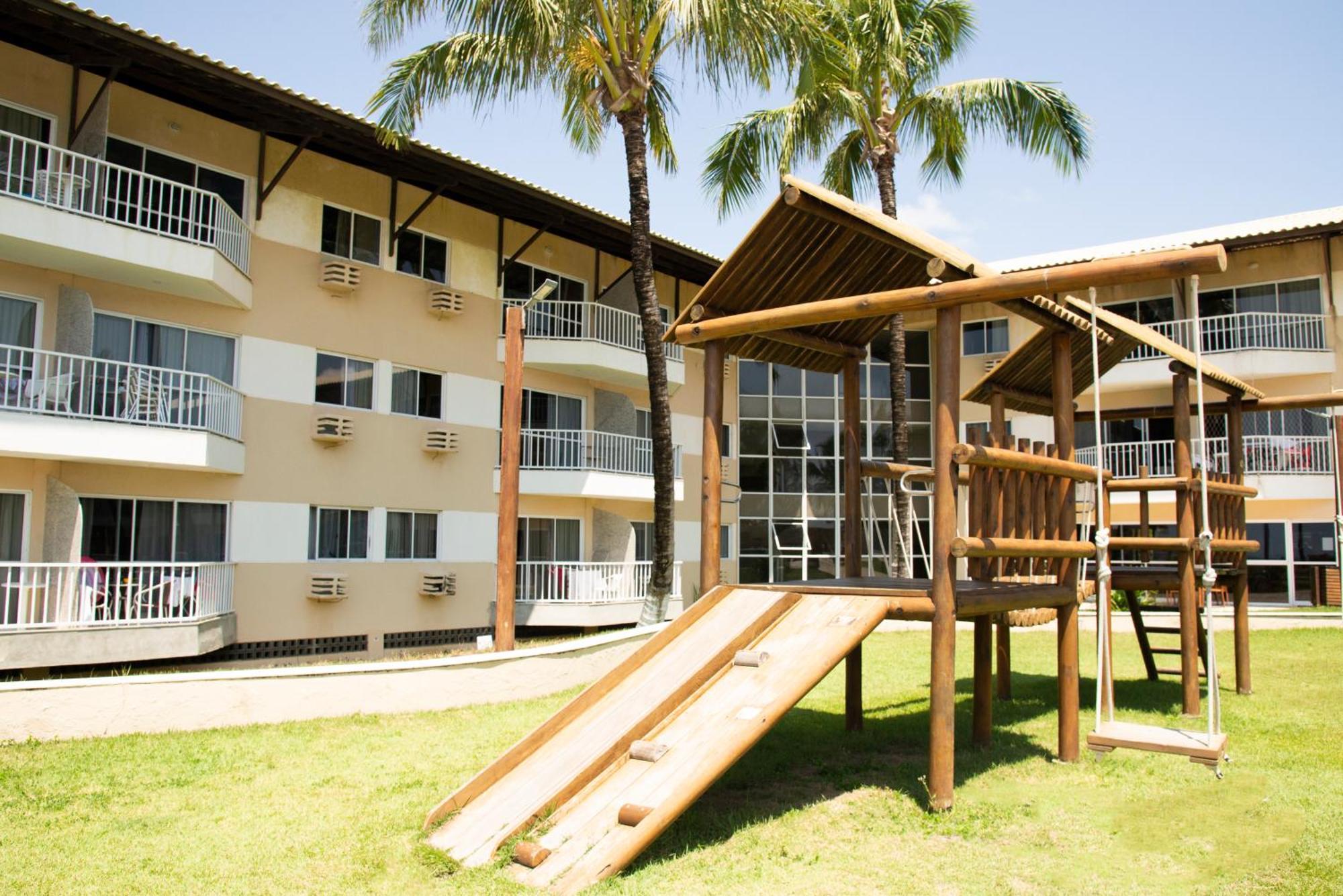 Flat Equipado Marupiara: Beachfront Oasis With Pool In Porto de Galinhas